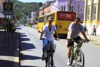 A pé, de ônibus, de bicicleta ou de carona. Neste sábado (22/9), estas alternativas de transporte marcaram o Dia Mundial sem Carro em Joinville. Também teve outras atividades educativas. - Fotografo: Mauro Artur Schlieck - Data: 22/09/2012
