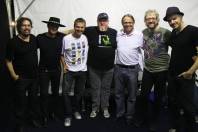 O prefeito Carlito Merss e o secretário de Cultura Silvestre Ferreira receberam o Gurpo Nenhum de Nós, nesta quinta-feira (08/3), para um show em comemoração aos 161 Anos de Joinville. A banda de rock levou milhares de pessoas ao Parque da Cidade.  - Fotografo: Kátia Nascimento - Data: 09/03/2012
