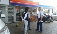 Procon de Joinville fiscaliza postos de combustíveis - Fotografo: Secom / Divulgação - Data: 15/12/2015