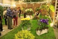 A 73ª Festa das Flores de Joinville, a mais tradicional festa joinvilense, está sendo um sucesso. Até agora, o espaço que reúne Exposição de Orquídeas, Mer.as, Feira de Artesanato, Palco Cultural e Praça Gastronômica já atraiu mais de 100 mil visitantes. - Fotografo: Mauro Artur Schlieck - Data: 15/11/2011
