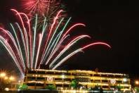 O último espetáculo da noite do Natal dos Sonhos de Joinville foi a queima dos fogos de artifício - Fotografo: Mauro Artur Schlieck - Data: 24/11/2011