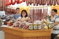 Aberta oficialmente nesta sexta-feira (29/6), em Joinville, a III Feira Sustentável de Santa Catarina. Biscoitos, pães, defumados, geleias, polpa de frutas e produtos de artesanato são algumas das opções que estão disponíveis ao visitante. - Fotografo: Mauro Artur Schlieck - Data: 29/06/2012