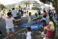 Pais e mães interagindo com seus filhos no Joinville Movimento no Dia das Crianças. - Fotografo: Phelippe José - Data: 12/10/2014