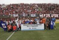 Equipe de atletas paralimpicos de Joinville, vibrando na Arena Joinville com a conquista do 11º  Parajasc rem São Miguel do Oeste. - Fotografo: Phelippe José - Data: 03/05/2015
