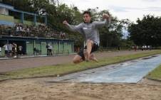 16º Jogos Escolares de Joinville = Competição de atletismo na Univille. - Fotografo: Phelippe José da Silva - Data: 07/11/2014