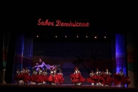 A noite deste sábado (21/7) no Festival de Dança de Joinville teve apresentações de Danças Populares. Na Categoria Sênior, Grupo de Dança da Academia Corpo Livre (Joinville/SC) com a coreografia "Sabor Dominicano". - Fotografo: Mauro Artur Schlieck - Data: 21/07/2012