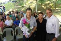 A Homenagem aos Ex-Prefeitos e Imigrantes que colonizaram Joinville aconteceu neste domingo (11/3). Ex-prefeitos e representantes dos mesmos receberam orquídeas. - Fotografo: Kátia Nascimento - Data: 11/03/2012
