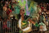 Imagens do Desfile de Blocos e Escolas de Samba de Joinville neste sábado (18/02) na Rua Rio Branco. Escola de Samba Fusão do Samba. - Fotografo: Kátia Nascimento - Data: 19/02/2012