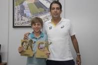 Técnico José Luiz Alves e Pedro Boscardin Dias (PP) atleta de tênis de Joinville = venceu a Copa Gerdau de Tênis em Porto Alwegre - Fotografo: Phelippe José - Data: 23/03/2015