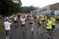 Largada da 22ª Meia Maratona de Joinville = percursso de 21km. - Fotografo: Phelippe José - Data: 14/03/2015