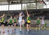 Basquete Feminino de Joinville vence São Bento do Sul nos Jogos Regionais de Rodeio. - Fotografo: Phelippe José da Silva - Data: 06/09/2014