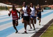 Atleta de Joinville(Felej) competindo na modalidade de atletismo - 800 mts-  nos 54º  Jasc em Itajaí. - Fotografo: Phelippe José da Silva - Data: 16/11/2014