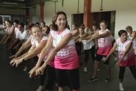 Sra.Elisabeth de Souza fagundes, 62 anos, reiniciando suas atividades na ginástica Mexa-se com a Felej na Arena Joinville - Fotografo: Phelippe José - Data: 23/02/2015