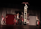 Aconteceu neste domingo (16/12), no Centreventos Cau Hansen, a apresentação do Grupo Thool, com a peça Exotique. Este evento integra a programação cultural do Natal dos Sonhos de Joinville, organizado pela Prefeitura, CDL Joinville e entidades e empresas parceiras - Fotografo: Mauro Artur Schlieck - Data: 16/12/2012