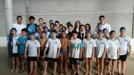Equipe Joinville Natação/Felej conquistou o título do Estadual Mirim Petiz, em Palhoça - Fotografo: Divulgação - Data: 24/08/2015