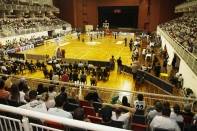 	O jogo de estréia da 4ª Edição do Novo Basquete Brasil entre Joinville x Brasília aconteceu nesta segunda (21/11) e inaugurou o novo piso do Centreventos Cau Hansen. A torcida compareceu para apoiar o Joinville - Fotografo: Kátia Nascimento - Data: 21/11/2011