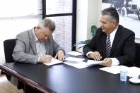 Posse do novo presidente da Companhia Águas de Joinville, Roberto Luiz Carneiro - Fotografo: Jaksson Zanco - Data: 07/10/2013