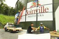 A Prefeitura de Joinville, por meio da Companhia Águas de Joinville, entrega nesta quinta-feira (17/5) o Megarreservatório R8. A obra fica na entrada do Morro do Finder, bairro Bom Retiro. - Fotografo: Mauro Artur Schlieck - Data: 15/05/2012