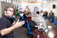 Durante a reunião do Conselho de Desenvolvimento de Joinville (Desenville) o gerente da Unidade de Gestão da Secretaria de Planejamento, Celso Voos, falou sobre o lançamento do site do Sistema de Informações Municipais por Georreferências (SIMGeo) - Fotografo: Mauro Artur Schlieck / Secom - Data: 19/09/2011