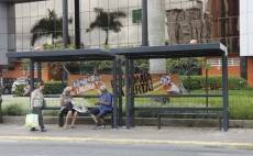 Seinfra instala novos abrigos de ônibus em Joinville - Fotografo: Phelippe José - Data: 14/01/2016