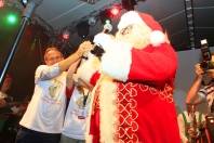 O prefeito de Joinville recepcionou o Papai Noel no Natal dos Sonhos de Joinville. - Fotografo: Mauro Artur Schlieck - Data: 24/11/2011