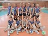 Nos dias 7 e 8/12, em Nova Trento (SC), a equipe feminina de voleibol da Fundação de Esportes, Lazer e Eventos de Joinville (Felej) estará disputando a final do Campeonato Estadual da modalidade, na categoria Infantojuvenil. Foto da equipe no Jasc 2012. - Fotografo: Divulgação Felej - Data: 05/12/2012