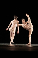 30º Festival de Dança de Joinville - Dança Contemporânea - Duo Categoria Sênior - Projeto Wald Oliveira Dança Cia - Coreografia - O Farol. - Fotografo: Mauro Artur Schlieck - Data: 23/07/2012
