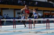 Atleta de Joinville(Felej) Daiane Marisa Rohveder competindo na modalidade de atletismo - 100 mts com barreiras-  nos 54º  Jasc em Itajaí. - Fotografo: Phelippe José da Silva - Data: 16/11/2014