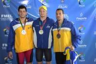 Atleta da natação de Joinville  Daniel Orzechowski vence prova nos 54º  Jasc em Itajaí = Premiação - Fotografo: Phelippe José da Silva - Data: 17/11/2014