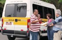 A Secretaria de Infraestrutura, por meio da Unidade de Transportes e Vias Públicas, inicia nesta segunda-feira (13/8) a renovação das lincenças para Vans escolares de Joinville.  - Fotografo: Naiara Larsen - Data: 10/08/2012