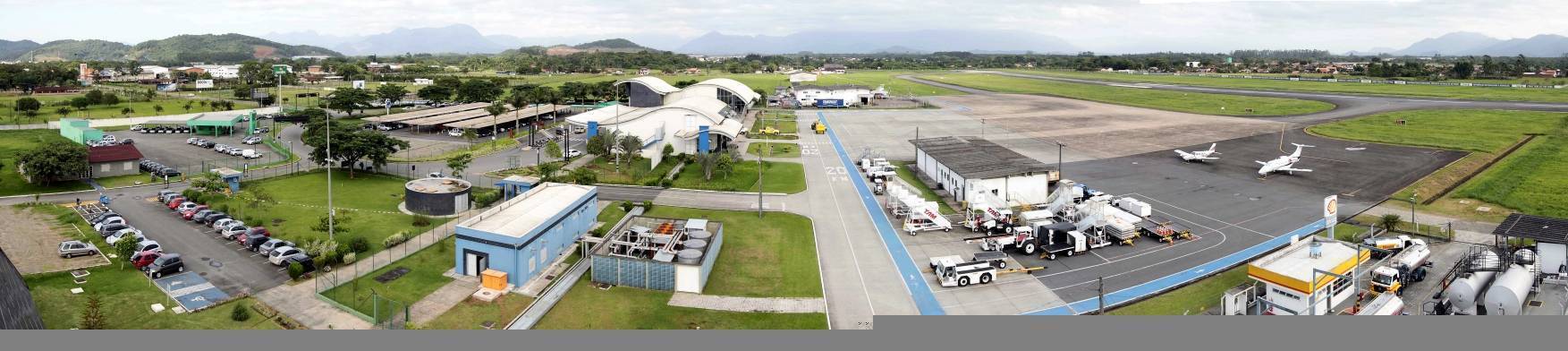 Aeroporto de Joinville - Fotografo: Rogerio da Silva/Arquivo - Data: 15/01/2014