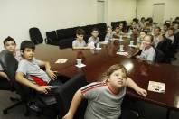 Alunos da Escola Amador Aguiar visitaram a sala do Colegiado da Prefeitura Municpal de Joinville nesta sexta-feira (19/10). - Fotografo: Kátia Nascimento - Data: 19/10/2012