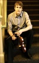 Violonista norte-americano Wyatt True faz recital na Escola de música Villa-Lobos, de Joinville - Fotografo: Divulgação/Fundação Cultural - Data: 31/07/2015