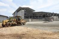 Terraplenagem e ensaibramento na parte dos fundos da Arena Joinville - Fotografo: Phelippe José - Data: 21/01/2014