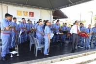 O Mercado de Pulgas deste sábado (10/3) teve várias atrações culturais. Entre elas a Banda do Corpo de Bombeiros Voluntários de Joinville. - Fotografo: Kátia Nascimento - Data: 10/03/2012
