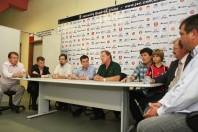 	A direção do Joinville Esporte Clube anunciou na tarde desta sexta-feira (10/02), em entrevista coletiva, a definição de uma parceria com o Banco BMG, de Belo Horizonte. - Fotografo: Kátia Nascimento - Data: 10/02/2012