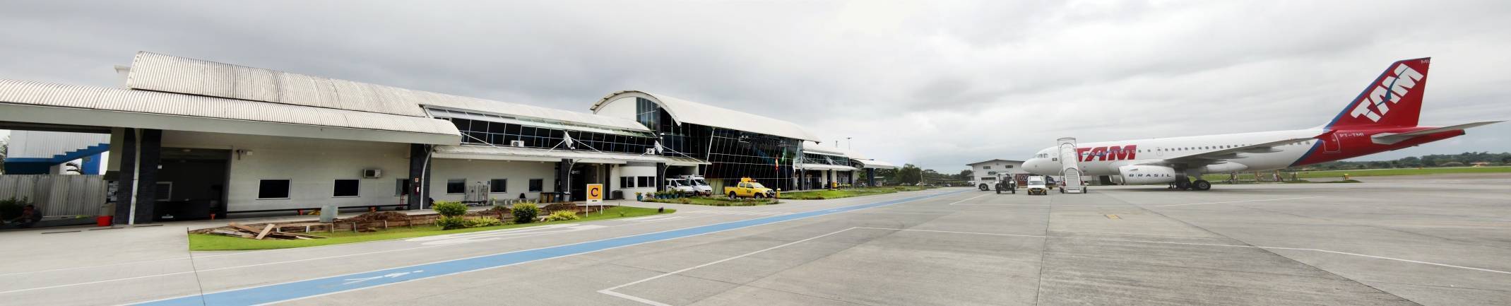 Aeroporto de Joinville - Fotografo: Rogerio da Silva - Data: 22/02/2013