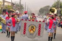 A Semana da Pátria reserva dez desfiles em diferentes bairros de Joinville. Na manhã desta quinta-feira (6/9) o evento aconteceu no Aventureiro. A Banda do Corpo de Bombeiros Voluntários abriu o desfile. - Fotografo: Mauro Artur Schlieck - Data: 06/09/2012