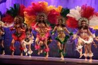 A noite deste sábado (21/7) no Festival de Dança de Joinville teve apresentações de Danças Populares. Na Categoria Sênior, Grupo de Dança Posiville (Joinville/SC) com a coreografia Caboclinhos. - Fotografo: Mauro Artur Schlieck - Data: 21/07/2012