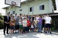 Joinville Basquete Associados doam alimentos ao Lar da Mãe Abigail - Fotografo: Phelippe José - Data: 30/10/2013