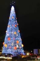 O acionamento das luzes da maior árvore de Natal de Joinville fechou a noite de abertura do Natal dos Sonhos de Joinville. - Fotografo: Mauro Artur Schlieck - Data: 24/11/2011