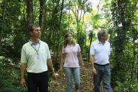 A via que dá acesso ao Parque Morro do Boa Vista está sendo revitalizada. Este será o segundo grande espaço de lazer de Joinville. O prefeito Carlito Merss visitou o local na manhã desta quinta-feira (08/3) - Fotografo: Kátia Nascimento - Data: 08/03/2012