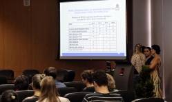 Profissionais da rede municipal de saúde de Joinville participam de reunião sobre ações preventivas à gripe H1N1 - Fotografo: Rogerio da Silva - Data: 14/04/2016