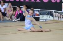 Competição de ginástica ritmica nos 16º Jogos Escolares de Joinville. - Fotografo: Phelippe José da Silva - Data: 23/10/2014