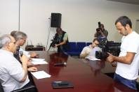 Em entrevista coletiva à imprensa o prefeito de Joinville, Carlito Merss, e o secretário da Saúde, Tarcísio Crocono, dão esclarecimentos sobre as ações que estão sendo feitas para atender a demanda oftalmológica de Joinville - Fotografo: Mauro Artur Schlieck - Data: 21/11/2011