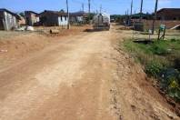 A Prefeitura de Joinville por meio da Secretaria de Habitação executa obras de drenagem e saneamento no Loteamento José Loureiro, bairro Paranaguamirim. - Fotografo: Kátia Nascimento - Data: 20/03/2012