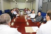 Na reunião do Desenville (Conselho de Desenvolvimento de Joinville) desta segunda-feira (17/10), no Colegiado, a pauta trouxe a apresentação do Projeto de Recadastramento Imobiliário, que é uma parceria entre a Prefeitura e a Univille - Fotografo: Mauro Artur Schlieck - Data: 17/10/2011