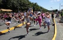 Joinville em movimento com apresentações de algumas modalidades do PID e aulão de ginástica zumba - Fotografo: Phelippe José - Data: 09/03/2014