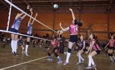 Volei feminino de Joinville competindo nos Jogos Regionais em Rodeio. - Fotografo: Phelippe José da Silva - Data: 06/09/2014